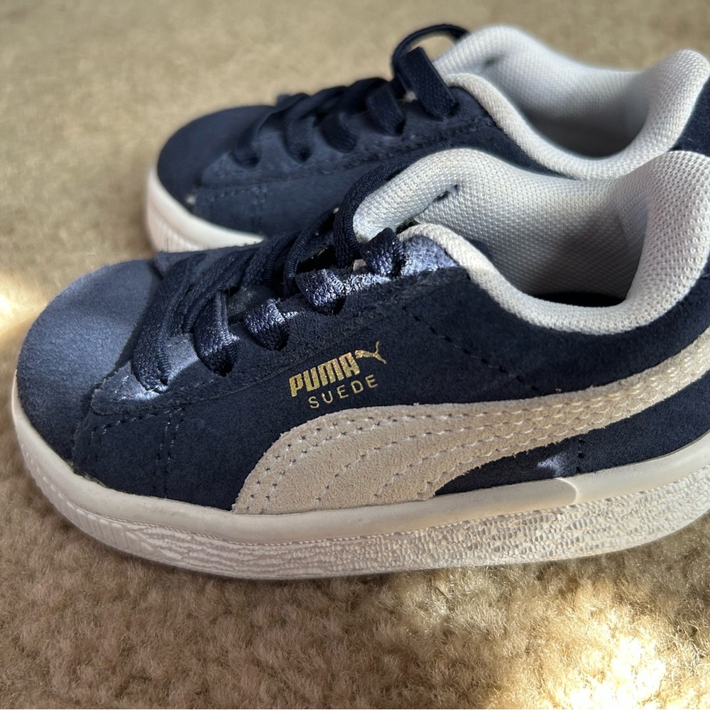 Puma Suede Kids Sneakers - Dark Blue and Cream